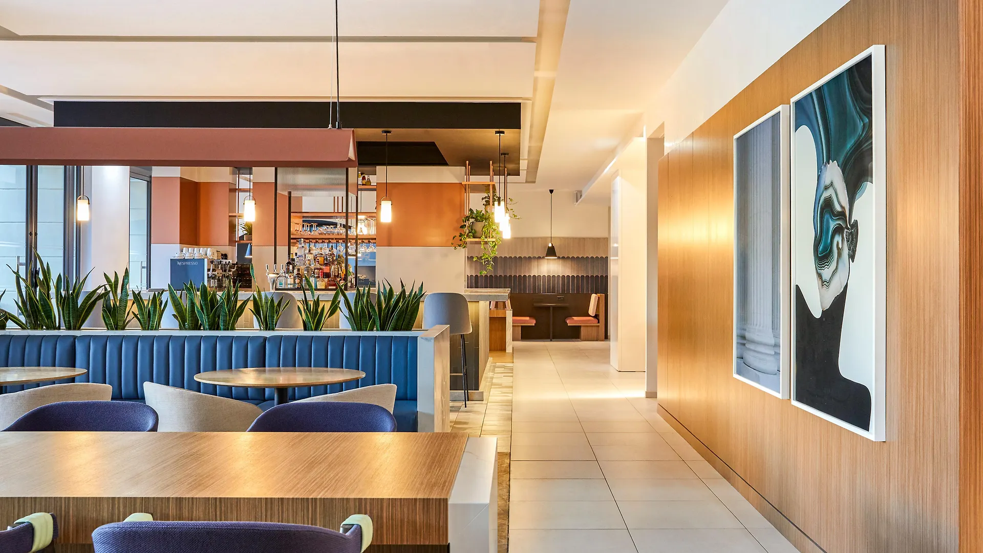 Hotel Crowne Plaza République, An Ihg