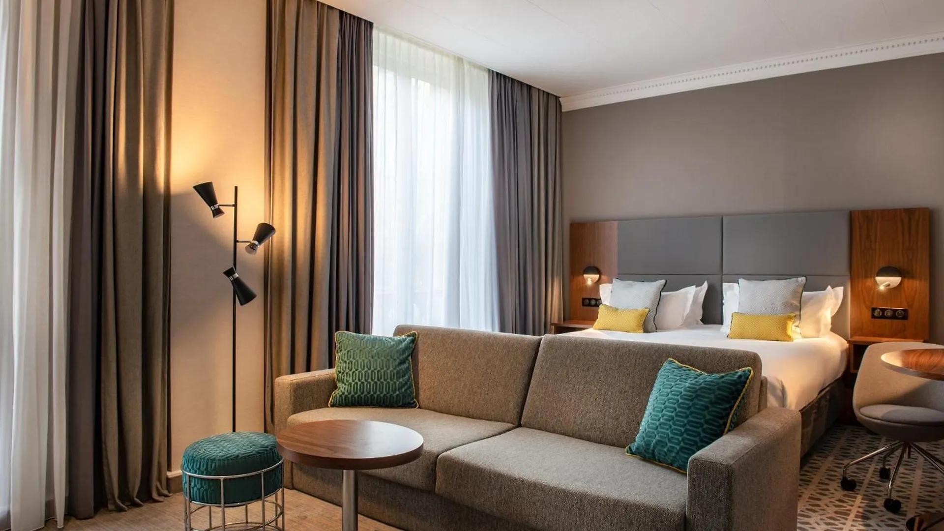 Crowne Plaza République, An Ihg Hotel 4*