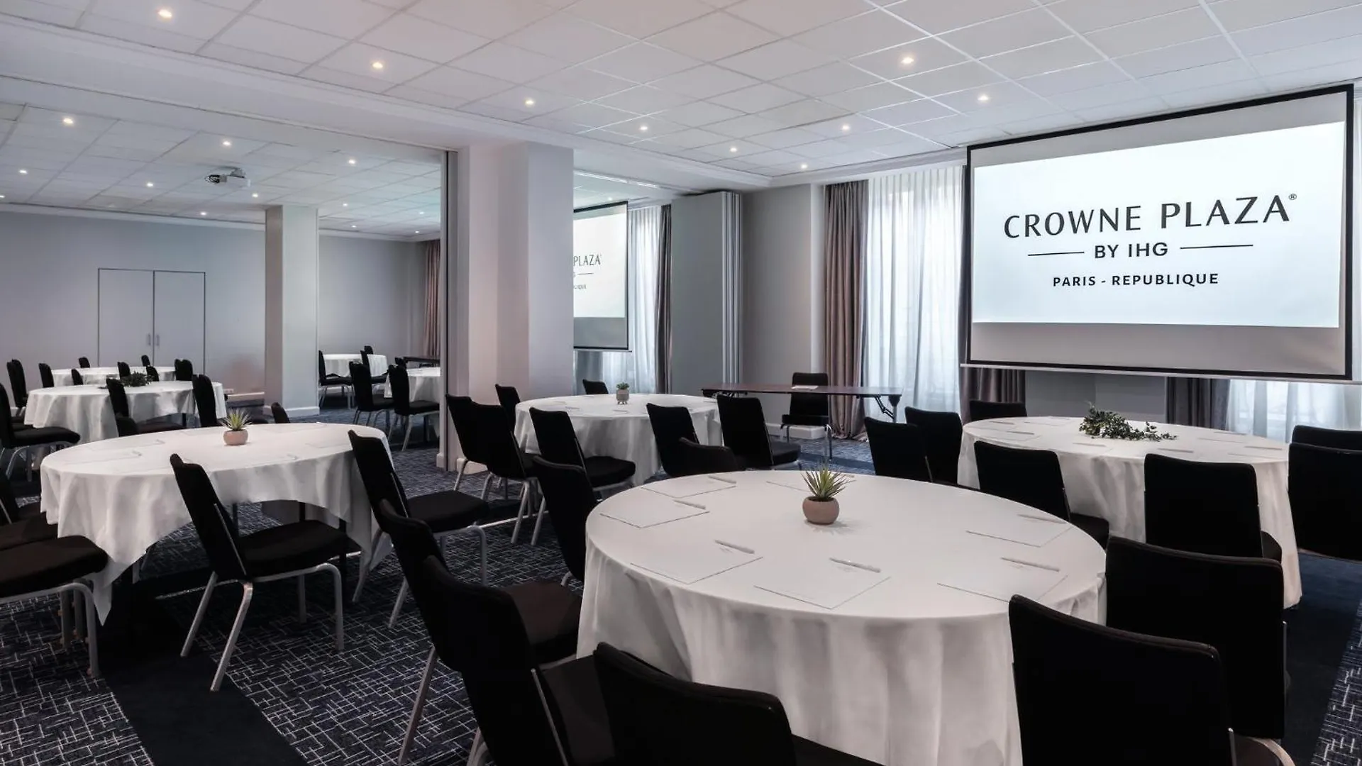 Crowne Plaza République, An Ihg